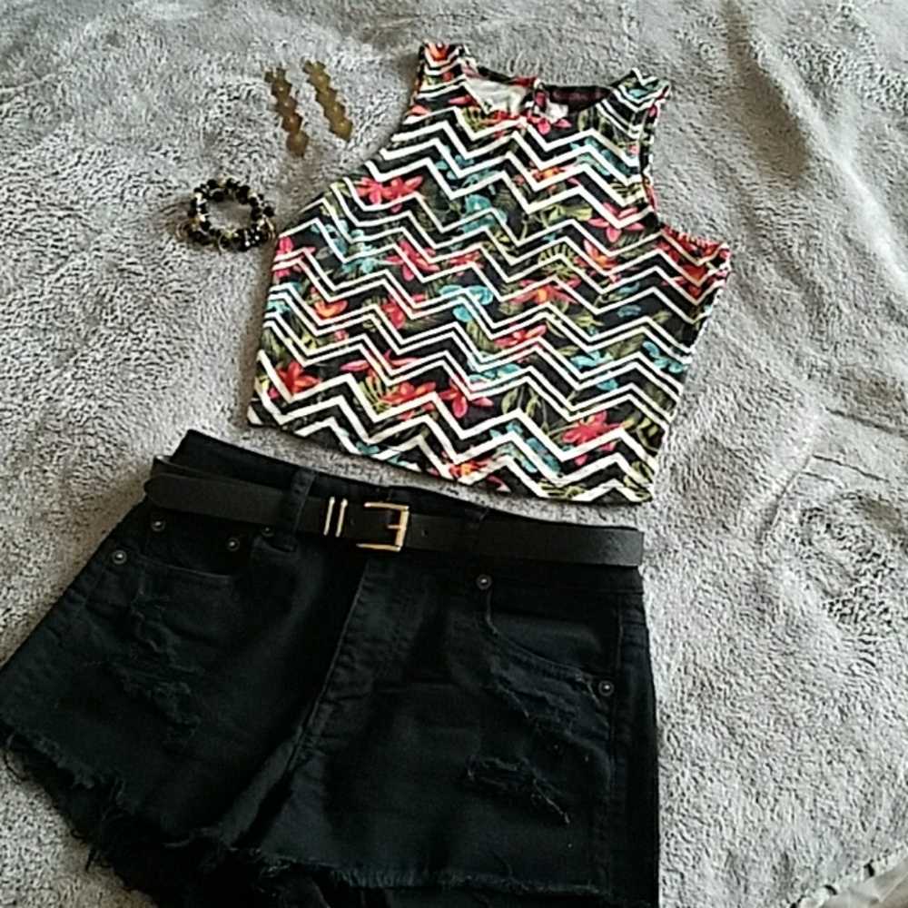 Top (available till Oct 12)